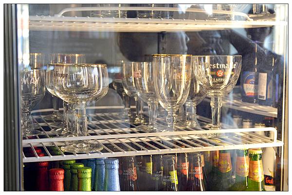 布娜飛比利時啤酒餐廳//台中公益店 布娜飛比利時啤酒餐廳//台中公益店