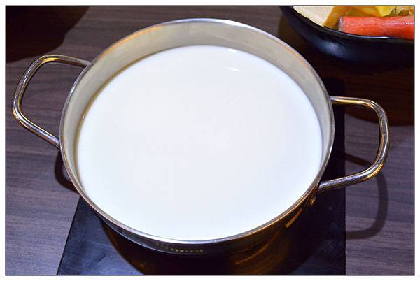 台中西屯區~魔樂鍋//結合魔術、音樂的火鍋店 台中西屯區~魔樂鍋//結合魔術、音樂的火鍋店