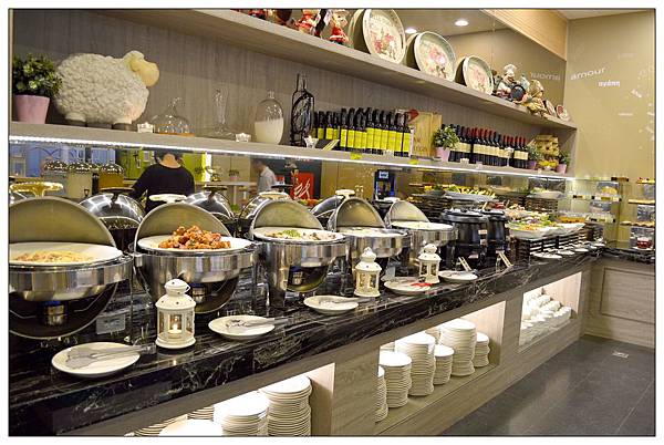 彰化員林~貝康休閒會館//夕陽//夜景//用餐 彰化員林~貝康休閒會館//夕陽//夜景//用餐