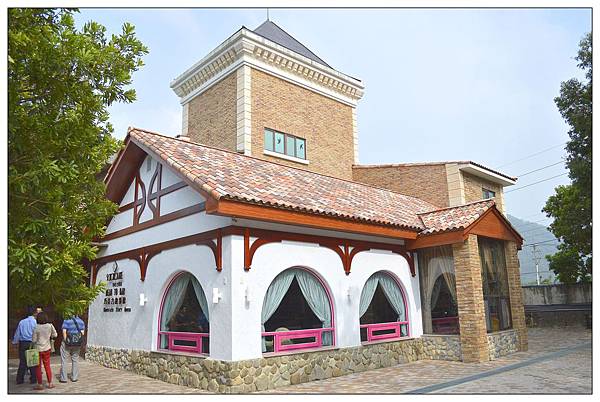 苗栗大湖~巧克力雲莊