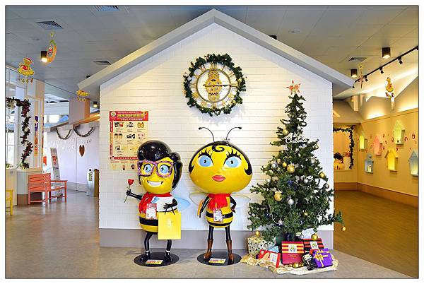 宜蘭員山景點‧餐廳))養蜂人家‧蜂采館_蜜香烤蛋糕_蜂巢鮮奶霜淇淋 宜蘭員山景點‧餐廳))養蜂人家‧蜂采館_蜜香烤蛋糕_蜂巢鮮奶霜淇淋