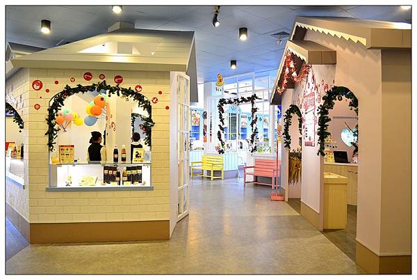 宜蘭員山景點‧餐廳))養蜂人家‧蜂采館_蜜香烤蛋糕_蜂巢鮮奶霜淇淋 宜蘭員山景點‧餐廳))養蜂人家‧蜂采館_蜜香烤蛋糕_蜂巢鮮奶霜淇淋