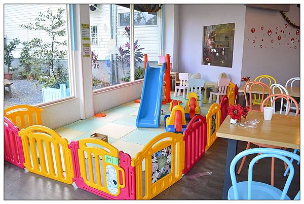 宜蘭員山景點‧餐廳))養蜂人家‧蜂采館_蜜香烤蛋糕_蜂巢鮮奶霜淇淋 宜蘭員山景點‧餐廳))養蜂人家‧蜂采館_蜜香烤蛋糕_蜂巢鮮奶霜淇淋