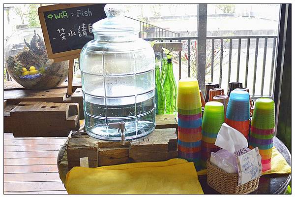 嘉義民雄鄉咖啡店))魚罐頭咖啡館_甜點、咖啡、古早味肉粽