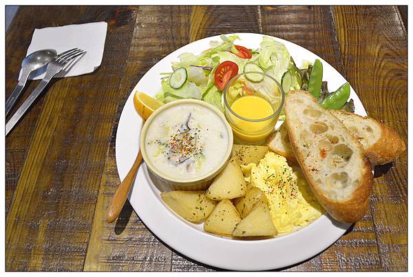 嘉義市東區早午餐、咖啡店))暖肚皮咖啡、小食、早午餐 嘉義市東區早午餐、咖啡店))暖肚皮咖啡、小食、早午餐