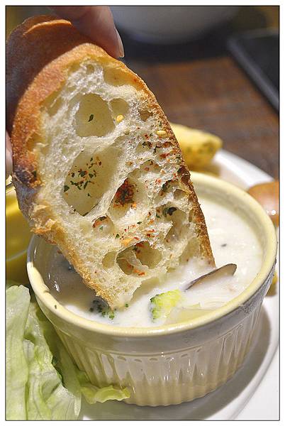 嘉義市東區早午餐、咖啡店))暖肚皮咖啡、小食、早午餐 嘉義市東區早午餐、咖啡店))暖肚皮咖啡、小食、早午餐