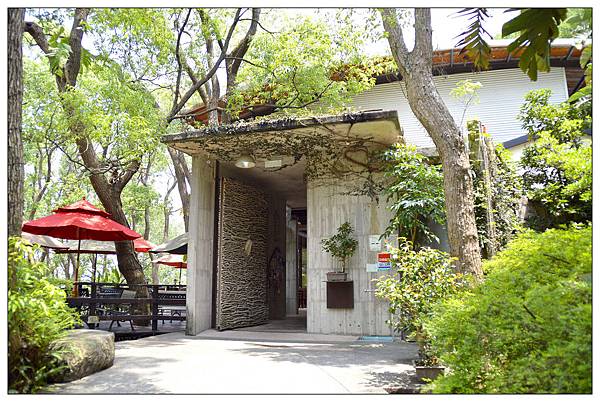 苗栗通霄景觀餐廳))上田咖啡休閒莊園。二訪。桐花開 苗栗通霄景觀餐廳))上田咖啡休閒莊園。二訪。桐花開