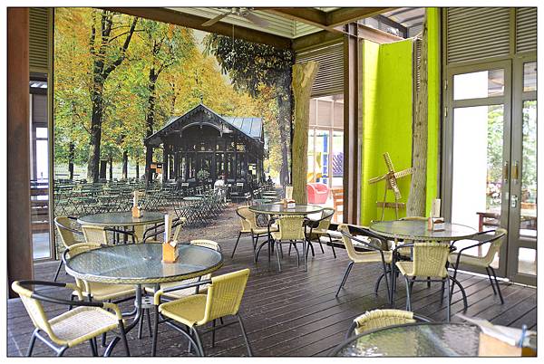 苗栗通霄景觀餐廳))上田咖啡休閒莊園。二訪。桐花開 苗栗通霄景觀餐廳))上田咖啡休閒莊園。二訪。桐花開