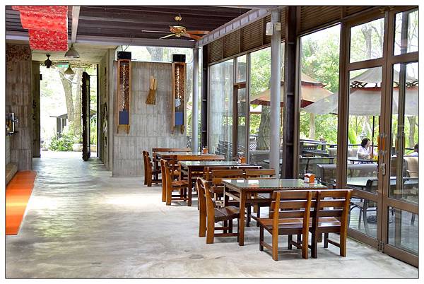 苗栗通霄景觀餐廳))上田咖啡休閒莊園。二訪。桐花開 苗栗通霄景觀餐廳))上田咖啡休閒莊園。二訪。桐花開