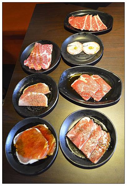 台北萬華區燒烤店))我!就厲害_西門珍饌店~吃到飽 台北萬華區燒烤店))我!就厲害_西門珍饌店~吃到飽