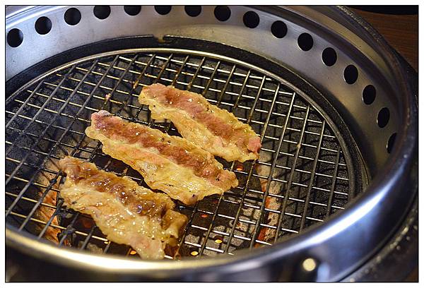 台北萬華區燒烤店))我!就厲害_西門珍饌店~吃到飽 台北萬華區燒烤店))我!就厲害_西門珍饌店~吃到飽