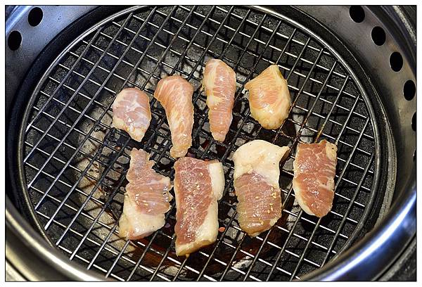 台北萬華區燒烤店))我!就厲害_西門珍饌店~吃到飽 台北萬華區燒烤店))我!就厲害_西門珍饌店~吃到飽