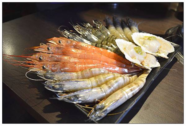 台北萬華區燒烤店))我!就厲害_西門珍饌店~吃到飽 台北萬華區燒烤店))我!就厲害_西門珍饌店~吃到飽