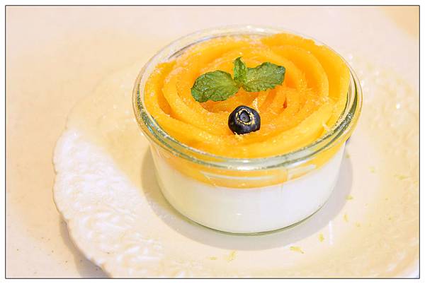 新竹新豐鄉))Chez moi。88-2_來我家吧!吃甜點//愛玩客小鐘介紹{絕美飄浮婚紗!深山拍照秘境大公開} 新竹新豐鄉))Chez moi。88-2_來我家吧!吃甜點//愛玩客小鐘介紹{絕美飄浮婚紗!深山拍照秘境大公開}