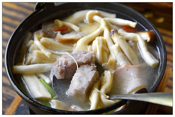 南投鹿谷鄉餐廳、景點))竹亭咖啡 & 妖怪村 南投鹿谷鄉餐廳、景點))竹亭咖啡 & 妖怪村