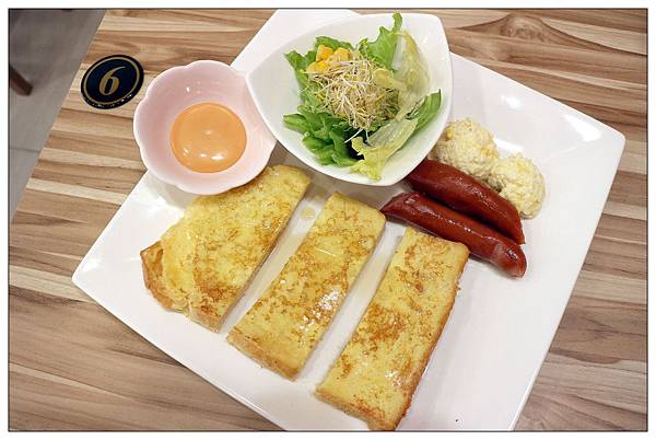 彰化早午餐))墨爾漢堡@彰化自強店 彰化早午餐))墨爾漢堡@彰化自強店