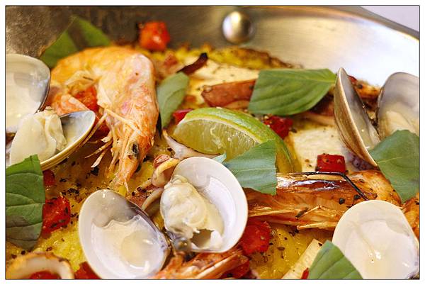 新竹竹北比薩店))Tino's Pizza Cafe 堤諾比薩-竹北文田店 新竹竹北比薩店))Tino's Pizza Cafe 堤諾比薩-竹北文田店