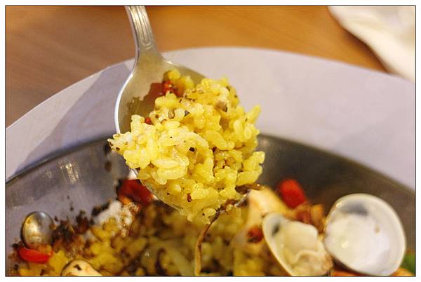 新竹竹北比薩店))Tino's Pizza Cafe 堤諾比薩-竹北文田店 新竹竹北比薩店))Tino's Pizza Cafe 堤諾比薩-竹北文田店