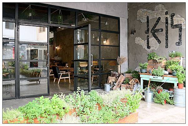 [彰化鹿港咖啡廳] LeeLi's #早午餐、晚餐、甜點 /食尚玩家介紹 暑假A計劃 鹿港王功好吃到不像話