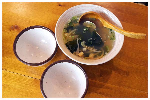 高雄苓雅區日式料理))森一丼飯。壽司 高雄苓雅區日式料理))森一丼飯。壽司