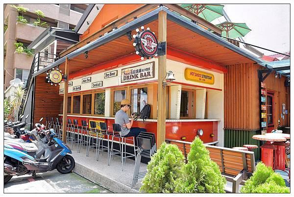 台中市西區美式餐廳))Hot Shock 哈燒庫美式休閒餐廳 /夏季來杯啤酒消暑又暢快 /團體聚餐歡樂好選擇 台中市西區美式餐廳))Hot Shock 哈燒庫美式休閒餐廳 /夏季來杯啤酒消暑又暢快 /團體聚餐歡樂好選擇