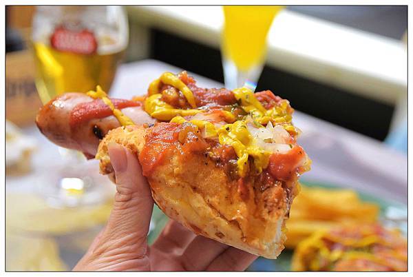 台中市西區美式餐廳))Hot Shock 哈燒庫美式休閒餐廳 /夏季來杯啤酒消暑又暢快 /團體聚餐歡樂好選擇 台中市西區美式餐廳))Hot Shock 哈燒庫美式休閒餐廳 /夏季來杯啤酒消暑又暢快 /團體聚餐歡樂好選擇