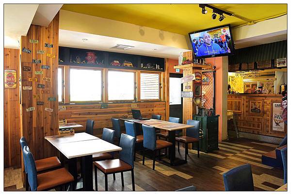 台中市西區美式餐廳))Hot Shock 哈燒庫美式休閒餐廳 /夏季來杯啤酒消暑又暢快 /團體聚餐歡樂好選擇 台中市西區美式餐廳))Hot Shock 哈燒庫美式休閒餐廳 /夏季來杯啤酒消暑又暢快 /團體聚餐歡樂好選擇