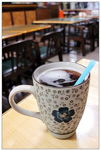 南投竹山鎮))津品園咖啡雜誌館 #結合布袋戲偶的一間複合式餐廳 南投竹山鎮))津品園咖啡雜誌館 #結合布袋戲偶的一間複合式餐廳