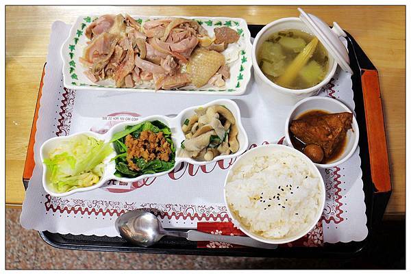 南投竹山鎮))津品園咖啡雜誌館 #結合布袋戲偶的一間複合式餐廳 南投竹山鎮))津品園咖啡雜誌館 #結合布袋戲偶的一間複合式餐廳