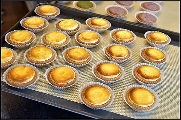 虎尾伴手禮))Magma熔岩起司塔專賣店 ★門市獨享優惠價 ★還有整塊半熟乳酪蛋糕試吃.. 虎尾伴手禮))Magma熔岩起司塔專賣店 ★門市獨享優惠價 ★還有整塊半熟乳酪蛋糕試吃..