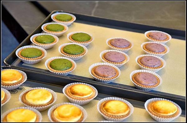 虎尾伴手禮))Magma熔岩起司塔專賣店 ★門市獨享優惠價 ★還有整塊半熟乳酪蛋糕試吃.. 虎尾伴手禮))Magma熔岩起司塔專賣店 ★門市獨享優惠價 ★還有整塊半熟乳酪蛋糕試吃..