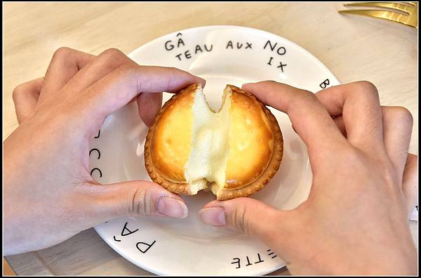 虎尾伴手禮))Magma熔岩起司塔專賣店 ★門市獨享優惠價 ★還有整塊半熟乳酪蛋糕試吃.. 虎尾伴手禮))Magma熔岩起司塔專賣店 ★門市獨享優惠價 ★還有整塊半熟乳酪蛋糕試吃..