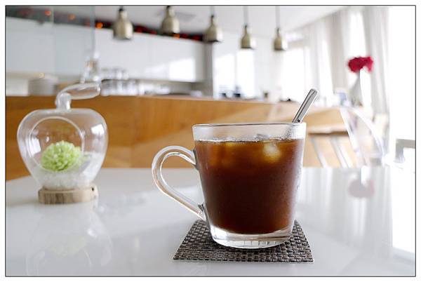 [宜蘭頭城下午茶] PLAY & 木房子caf'e /王仁甫與季芹的PLAY Hotel民宿內 /頭城外澳