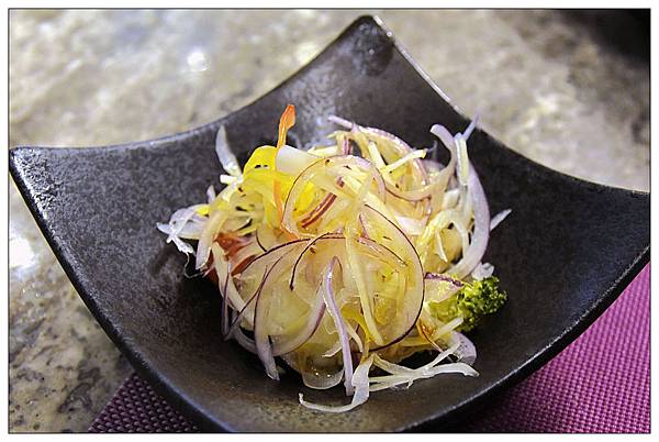 久享日式料理 /星享道酒店9樓 /台中逢甲商圈 /波士頓龍蝦丼&安格斯黑牛丼 久享日式料理 /星享道酒店9樓 /台中逢甲商圈 /波士頓龍蝦丼&安格斯黑牛丼