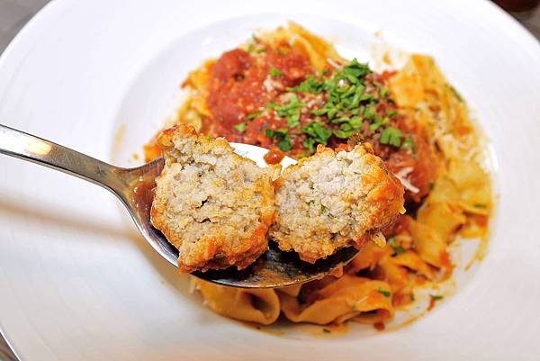 [台中北屯義大利麵] 義大利小鎮 IL Borgo /老闆來自義大利，呈現最道地的義式料理