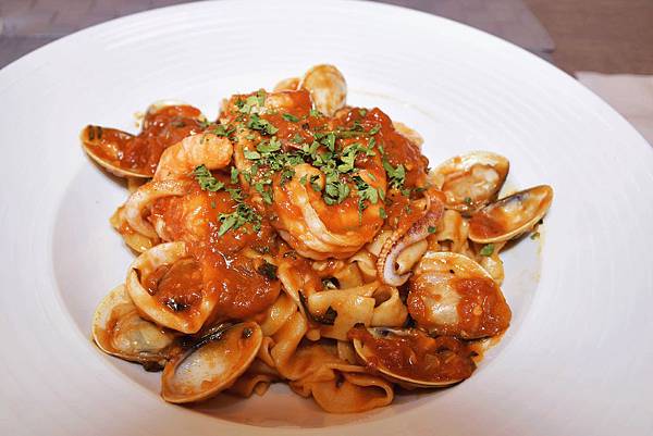 [台中北屯義大利麵] 義大利小鎮 IL Borgo /老闆來自義大利，呈現最道地的義式料理