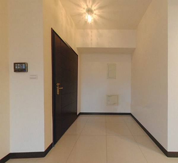 mobile01-01b29e554f06be6a8c1ba729b179496c