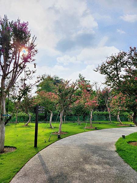 彰化景點｜成美文化園．浪漫盛開的紫薇花｜日式庭園建築, 百年