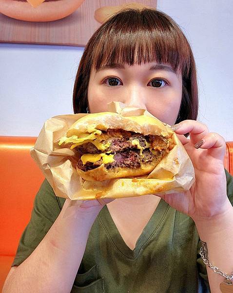 士林美食｜Buger Talks淘客美式漢堡．雙層巨無霸漢堡