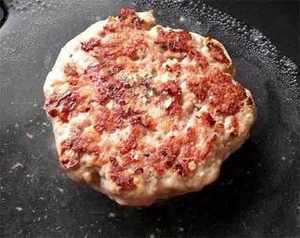 豬肉漢堡排步驟4:豬肉漢堡排水煎法 豬肉漢堡排步驟4:豬肉漢堡排水煎法