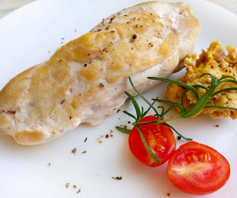 番茄起司雞肉捲 番茄起司雞肉捲