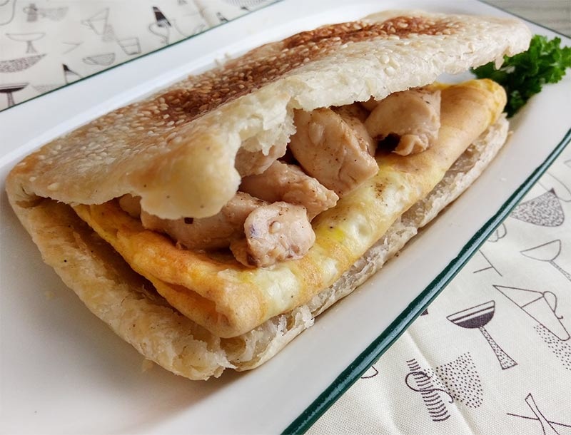 蘑菇雞肉蛋燒餅.jpg 蘑菇雞肉蛋燒餅.jpg