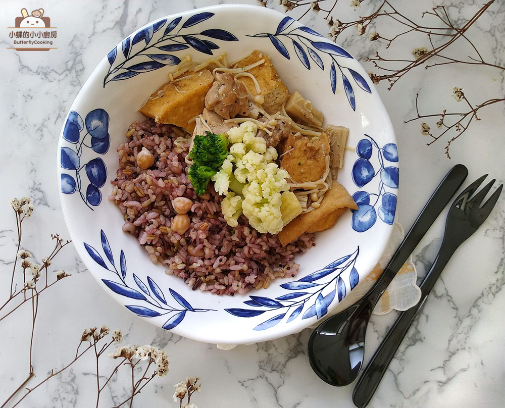 和風雞肉燉油腐.jpg 和風雞肉燉油腐.jpg