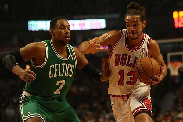 CT-bulls-celtics05.jpg