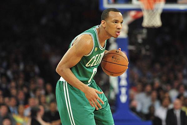 avery_bradley_11_large.jpg