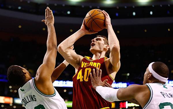 cleveland-cavaliers-v-boston-celtics-20121219-191531-781.jpg