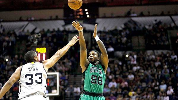 040315-NBA-Celtics-Jae-Crowder-JW-PI_vresize_1200_675_high_17.jpg