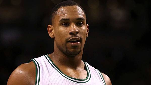 sullinger-jared-1415-us-news-getty-ftr_1i8r6jwgh00w31nr7fybuviqwb.jpg