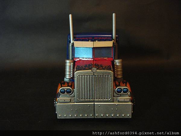 DOTM-DA15  Optimus Prime