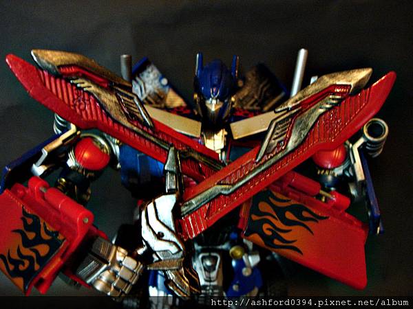 DOTM-DA15  Optimus Prime